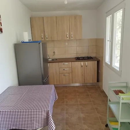 Edi Appartement Gdinj